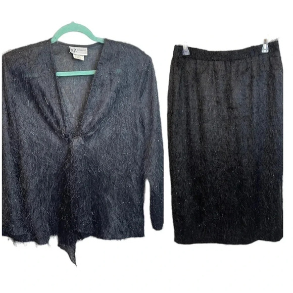 VINTAGE. S.L. Fashion faux fur skirt and jacket set. - Picture 1 of 12
